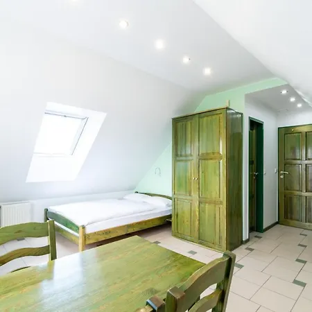 בית אירוח Villa Maja *